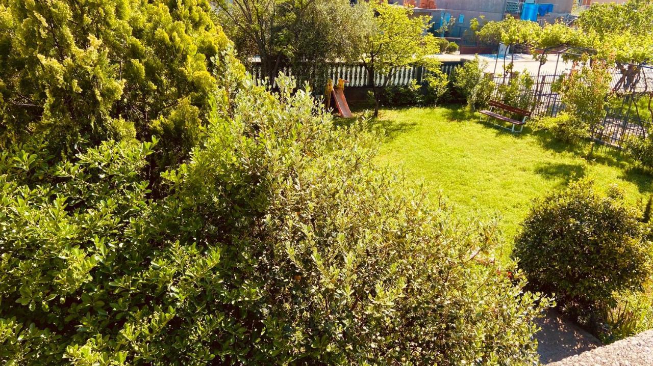 Garden View Guestroom Podgorica Luaran gambar